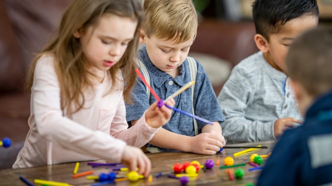 Loose Parts Play in Preschool: A Guide for Educators and Parents